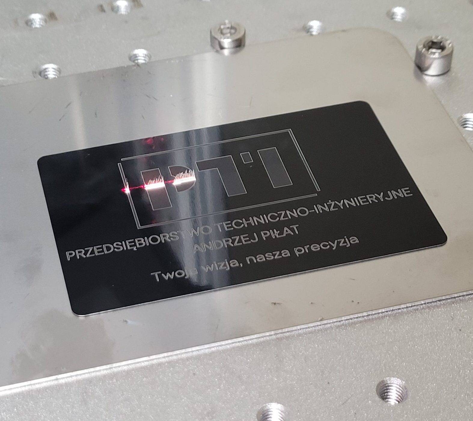 grawerowanie laserowe PTI