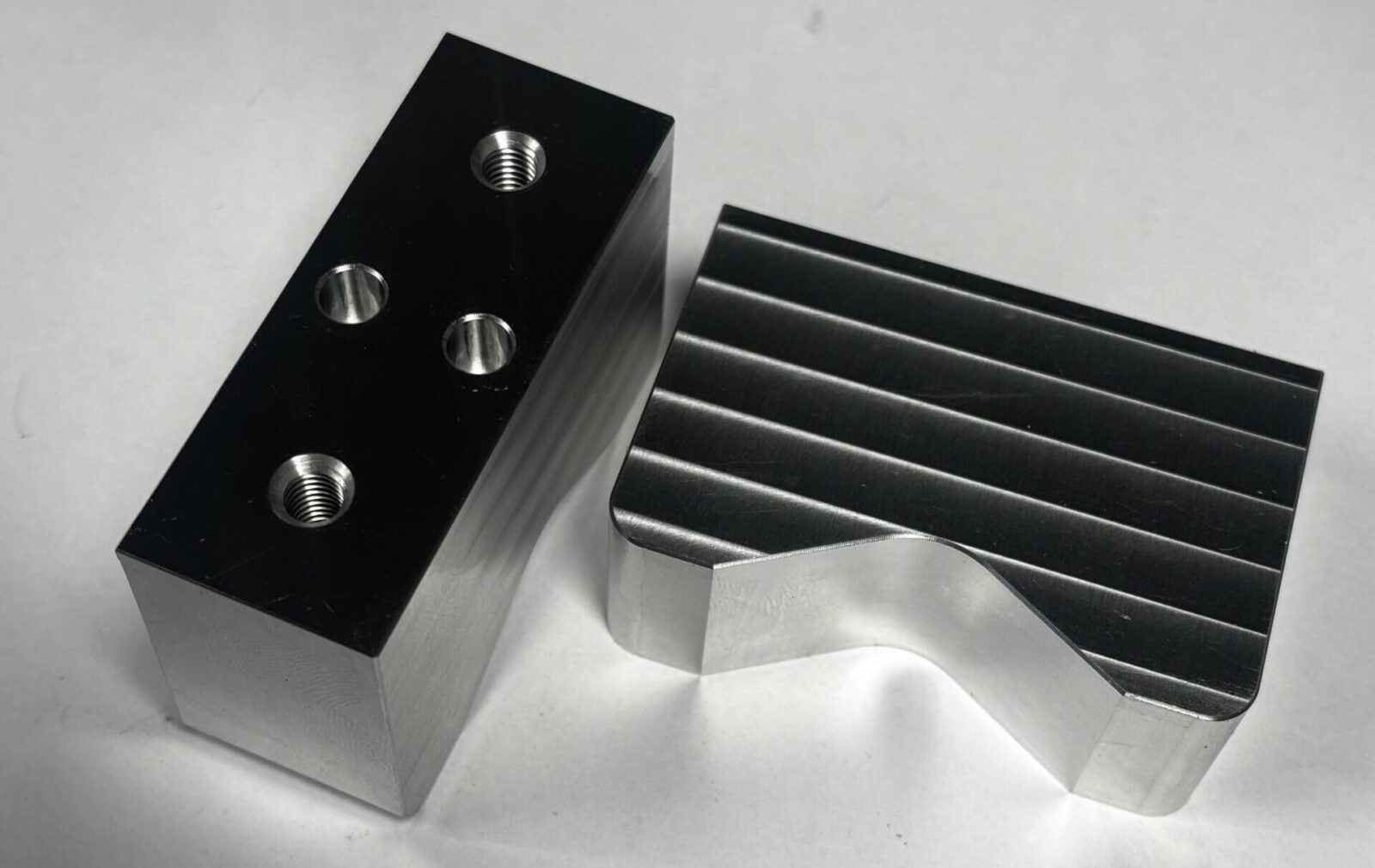 Precyzyjne detale frezowane aluminium